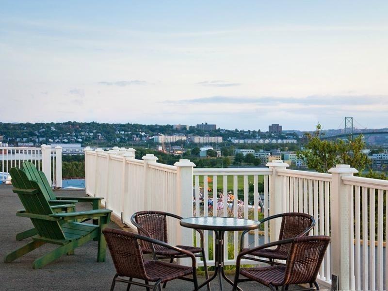 Country Inn & Suites Dartmouth Halifax Exterior photo