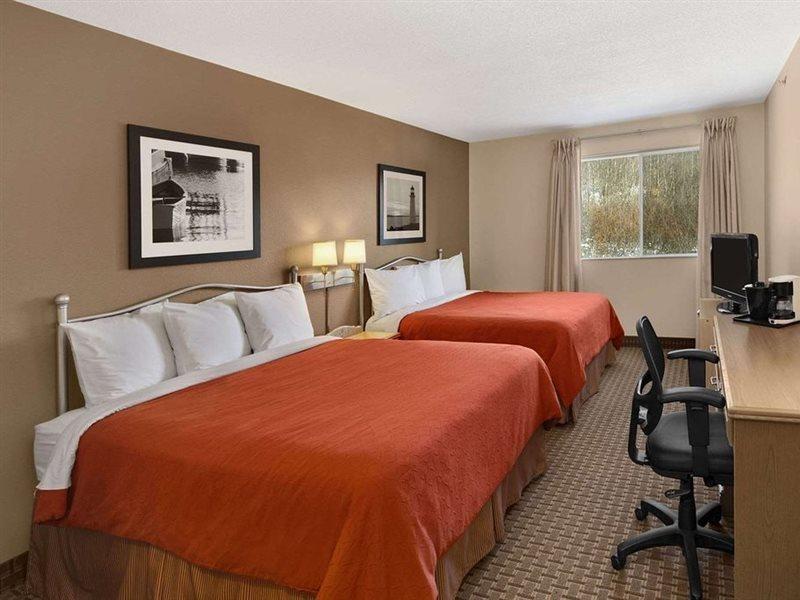 Country Inn & Suites Dartmouth Halifax Exterior photo